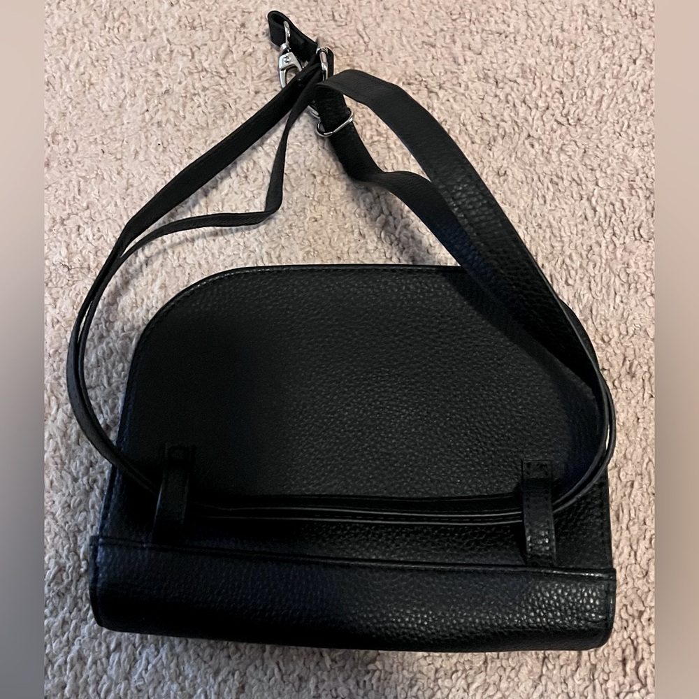 THIRTYONE Converible Belt Bag. Black